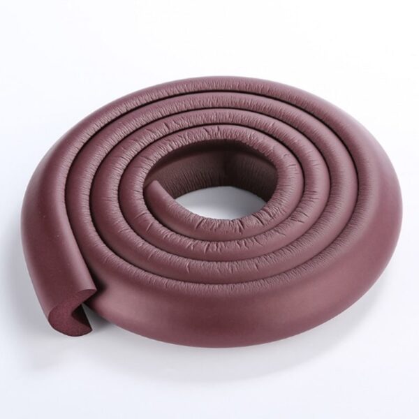 Esquinera de seguridad de espuma color morado