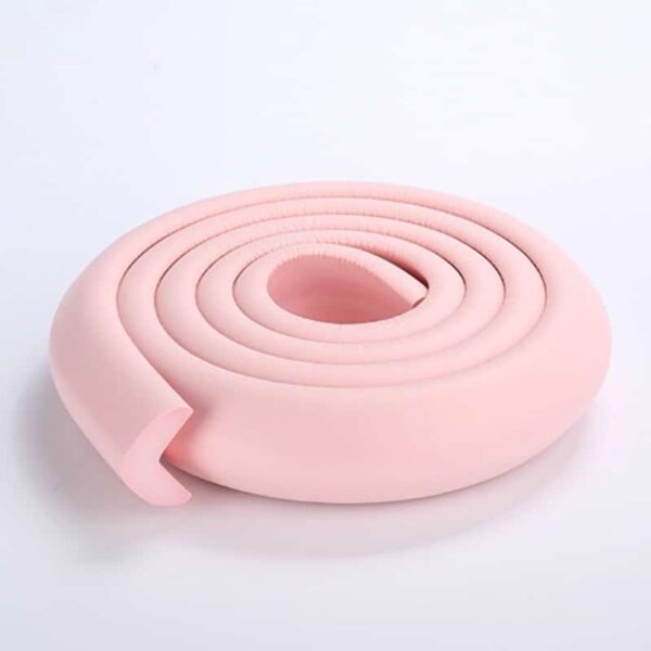 Esquinera de seguridad de espuma color rosa